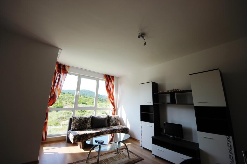 Menada Butterfly Apartment Sveti Vlas Quarto foto